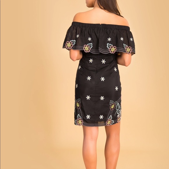 Alice McCall Honeycomb Daisy Dress, size 2, NWT - Picture 5 of 11